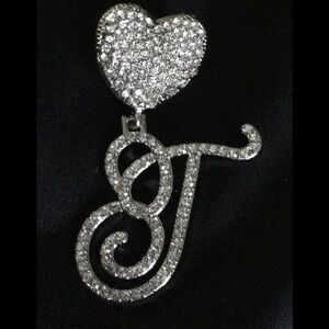 Costume rhinestone T charm for necklace
